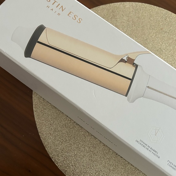 Kristin Ess 2’ curling iron - Picture 3 of 4